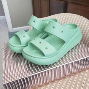 Crocs Crush sandals